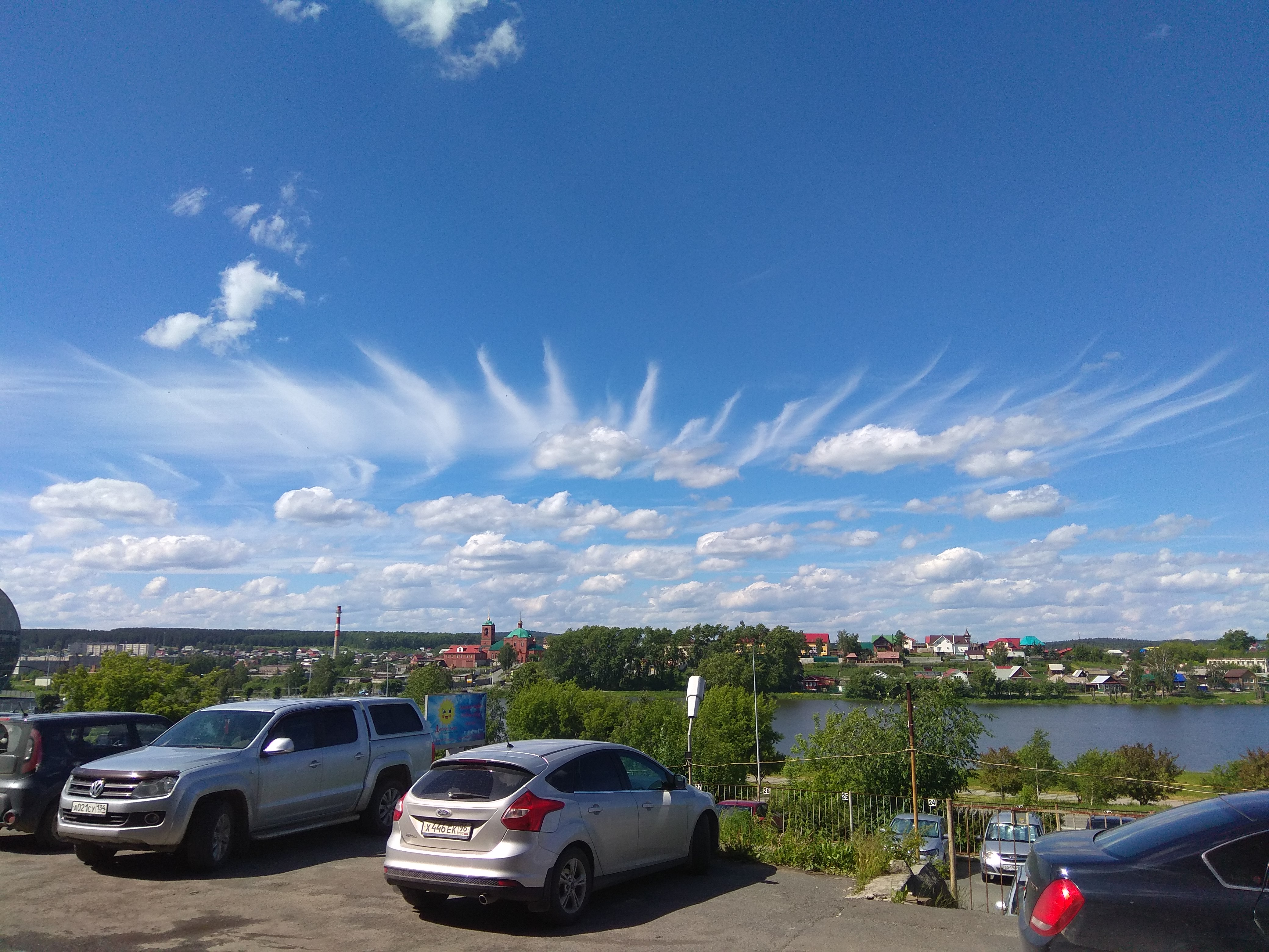 http://images.vfl.ru/ii/1498725852/5b02f688/17750937.jpg