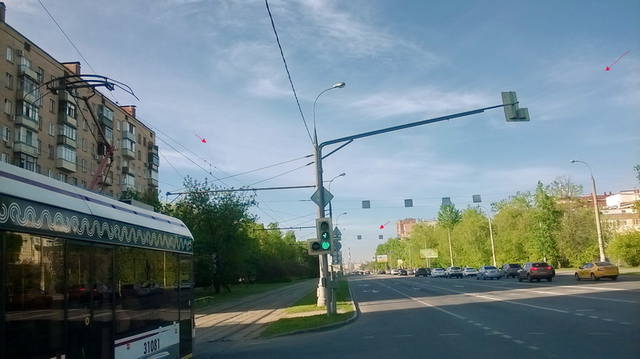 http://images.vfl.ru/ii/1526050713/b9982230/21702346_m.jpg