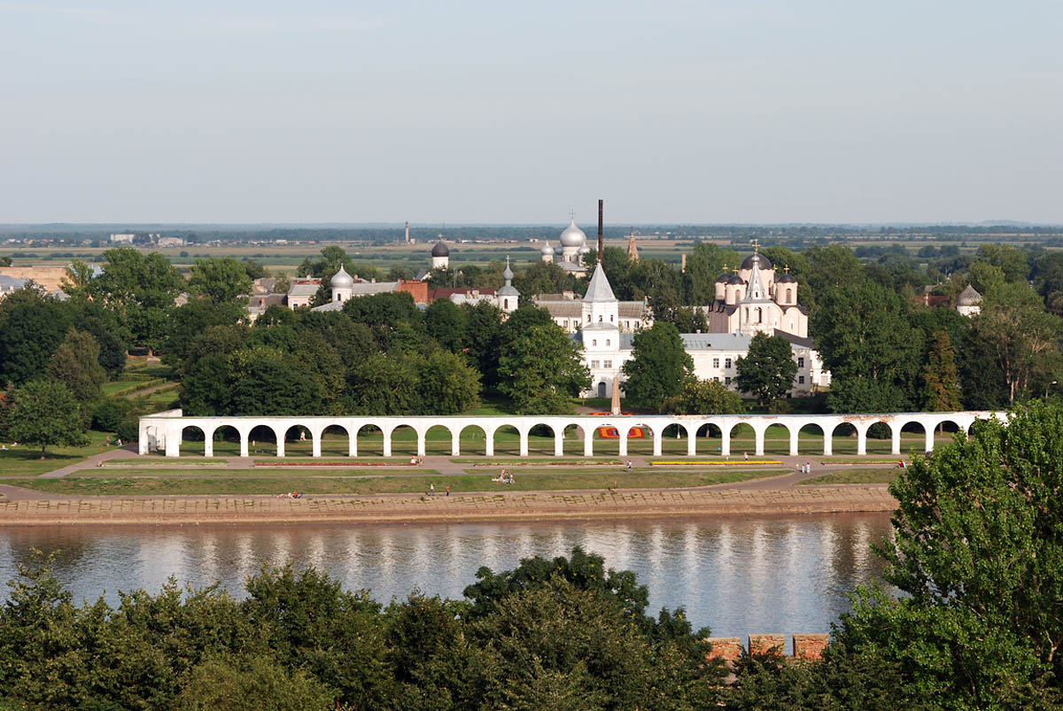 http://eco-turizm.net/wp-content/uploads/2013/07/Velikiy-Novgorod-Volga.jpg