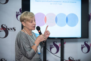 http://images.vfl.ru/ii/1506833059/1885676c/18812268.jpg
