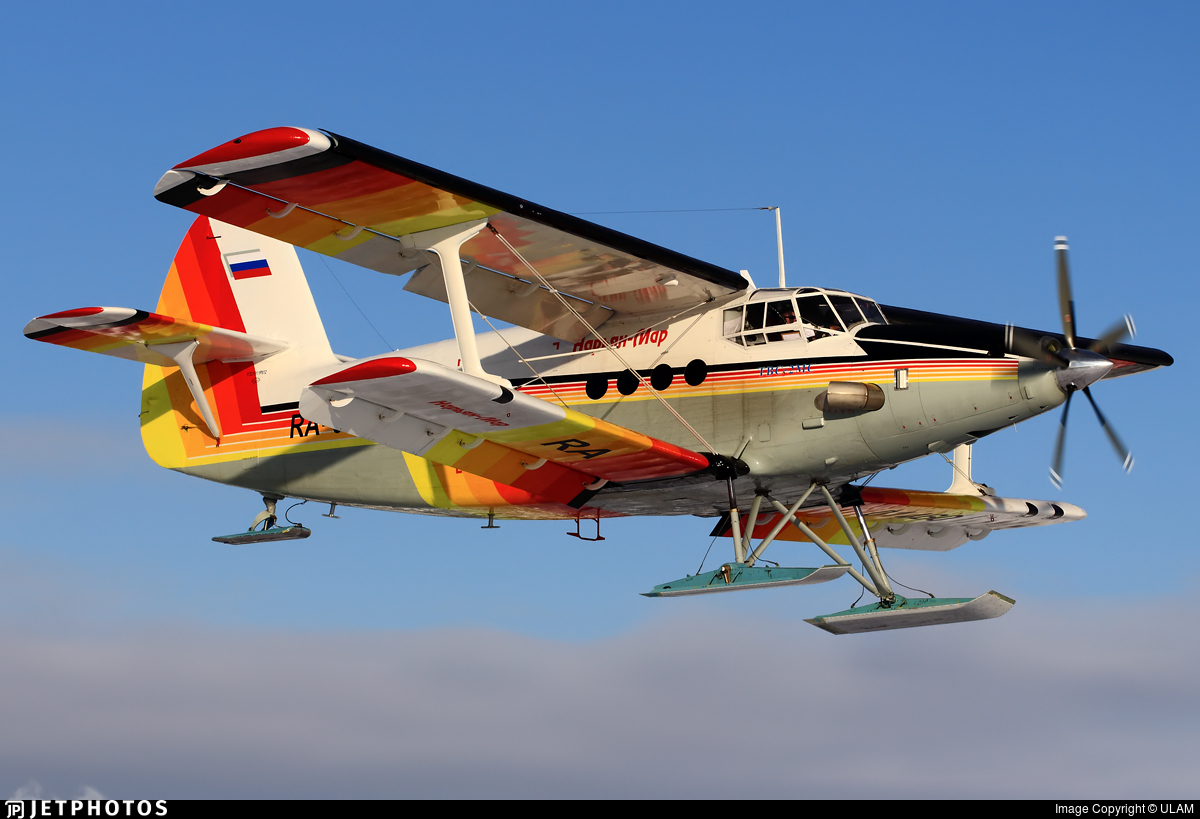 https://cdn.jetphotos.com/full/6/82654_1492944810.jpg