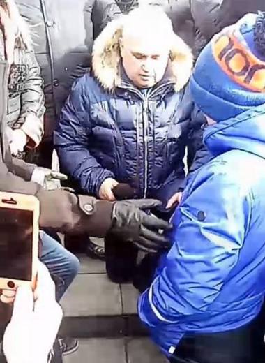 http://images.vfl.ru/ii/1522295377/a18e1026/21155520_m.jpg