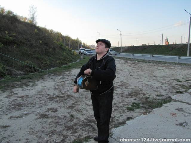http://images.vfl.ru/ii/1513352445/e7164057/19812990_m.jpg