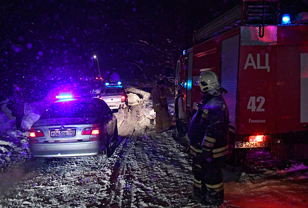 http://images.vfl.ru/ii/1518440887/c4052d77/20555637_m.jpg