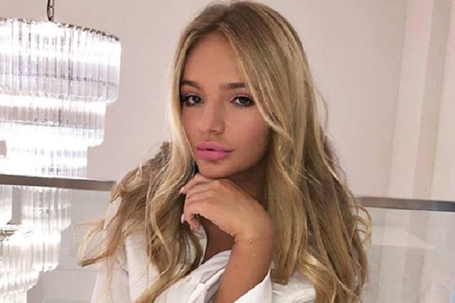 http://images.vfl.ru/ii/1538910051/7b555b29/23683062_m.jpg