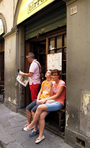 http://images.vfl.ru/ii/1557843689/04ba45ae/26532434_m.jpg