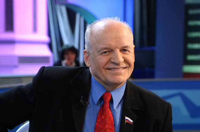 http://images.vfl.ru/ii/1504446260/4d2577d1/18467336_m.jpg