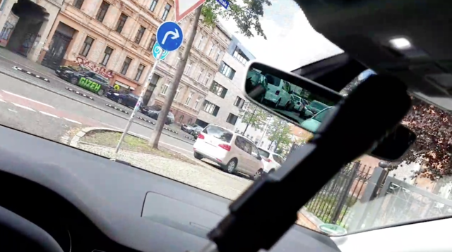 http://images.vfl.ru/ii/1571072101/72f8c44c/28192043_m.png