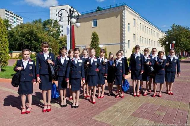 http://images.vfl.ru/ii/1492842374/a283ecbc/16952112_m.jpg