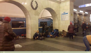 http://images.vfl.ru/ii/1502898235/023023d5/18269102_m.jpg