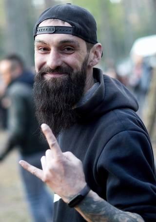 http://images.vfl.ru/ii/1598097627/74eb657e/31413126_m.jpg