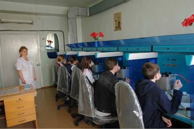 http://images.vfl.ru/ii/1530009581/e7681f6a/22255902_m.jpg