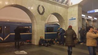 http://images.vfl.ru/ii/1502898371/e53c7854/18269148_m.jpg