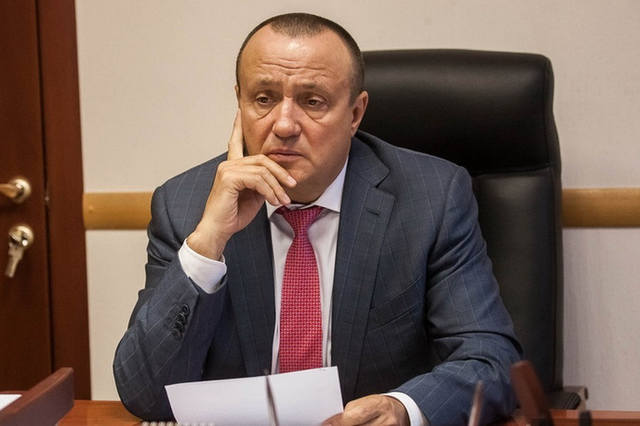 http://images.vfl.ru/ii/1555682350/40a9cd9a/26247303_m.jpg