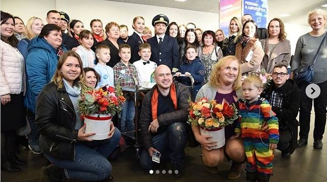 http://images.vfl.ru/ii/1570694637/0dec7ee8/28139507_m.jpg