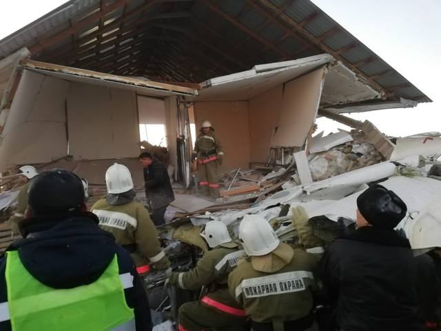 http://images.vfl.ru/ii/1577421546/10d0deb9/29038100.jpg
