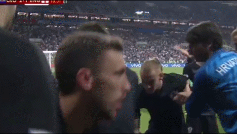 http://images.vfl.ru/ii/1531406420/1fbcdb51/22456408.gif