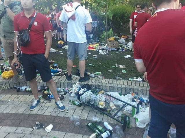 http://images.vfl.ru/ii/1527430323/02976319/21895711.jpg