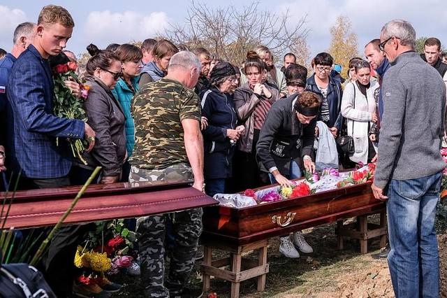 http://images.vfl.ru/ii/1545816060/fc6ad998/24733744_m.jpg