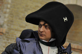 http://images.vfl.ru/ii/1556018018/38ed62c6/26291212_m.jpg