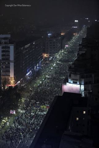 http://images.vfl.ru/ii/1511732700/2ed7be97/19581534_m.jpg