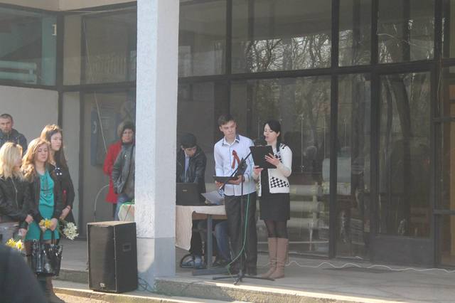 http://images.vfl.ru/ii/1540391924/f3429212/23925878_m.jpg