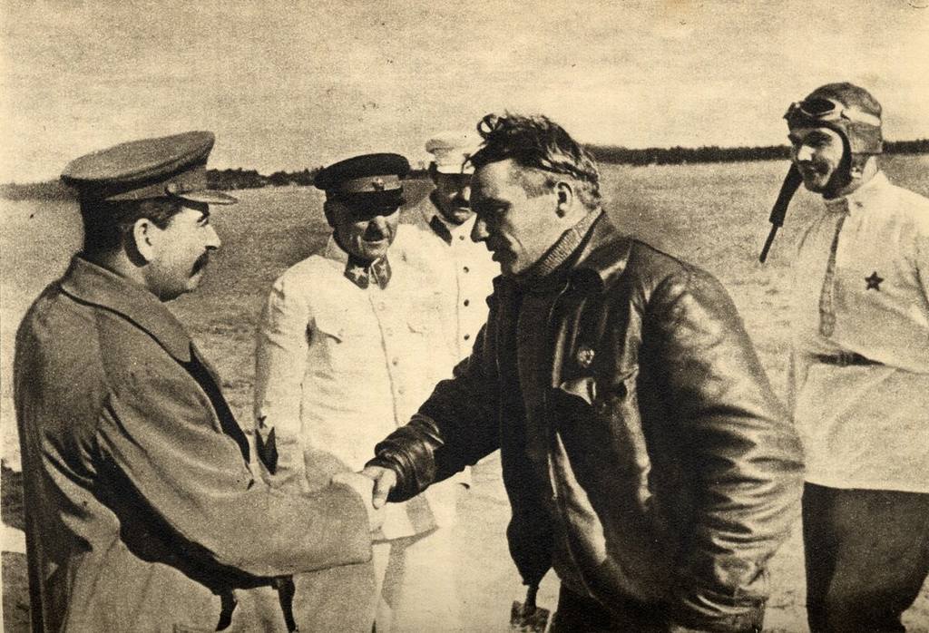 http://images.vfl.ru/ii/1571198312/a8980cab/28206610.jpg