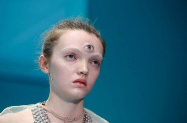 http://images.vfl.ru/ii/1549733582/ada2b548/25324645_m.jpg