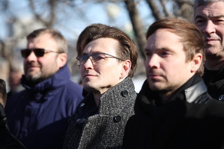 http://images.vfl.ru/ii/1558278192/6448f012/26586215.jpg