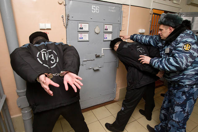 http://images.vfl.ru/ii/1525174948/ce8d11d8/21574088_m.jpg