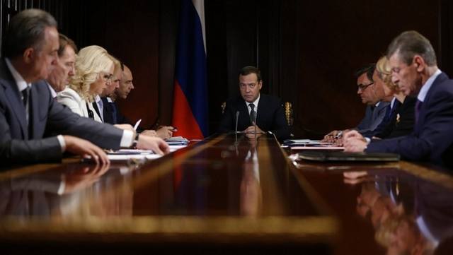 http://images.vfl.ru/ii/1533711620/d028c437/22806577_m.jpg