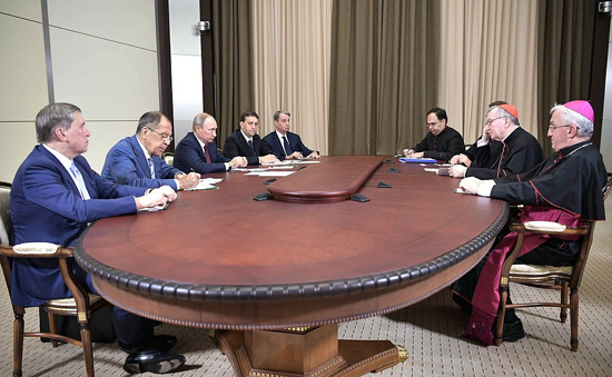 http://images.vfl.ru/ii/1503641799/76a51753/18364243.jpg