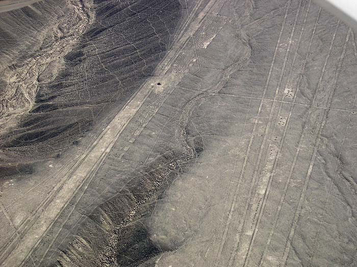 https://hiddenincatours.com/wp-content/uploads/2014/07/flyover-palpa-lines_6.jpg