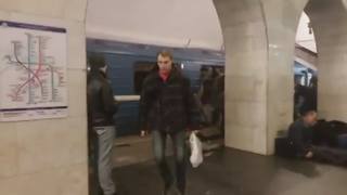 http://images.vfl.ru/ii/1503330699/93fc72ae/18323486_m.jpg