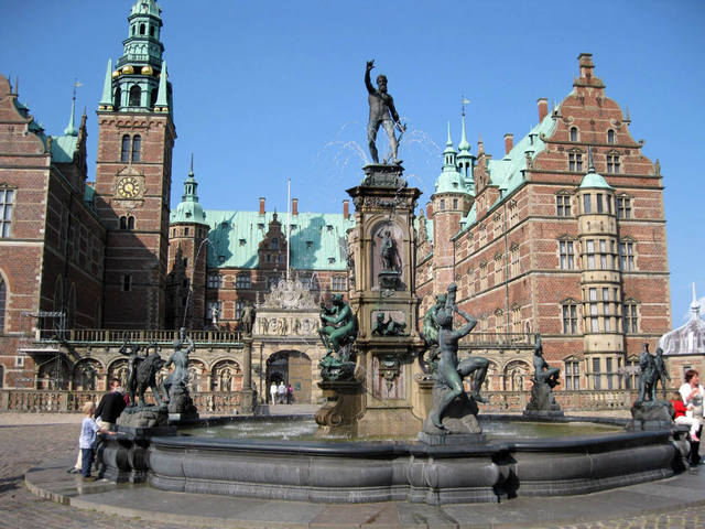 http://images.vfl.ru/ii/1540670828/d157e7e7/23967312_m.jpg