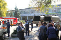 http://images.vfl.ru/ii/1542696960/d5168c1d/24277475_s.jpg