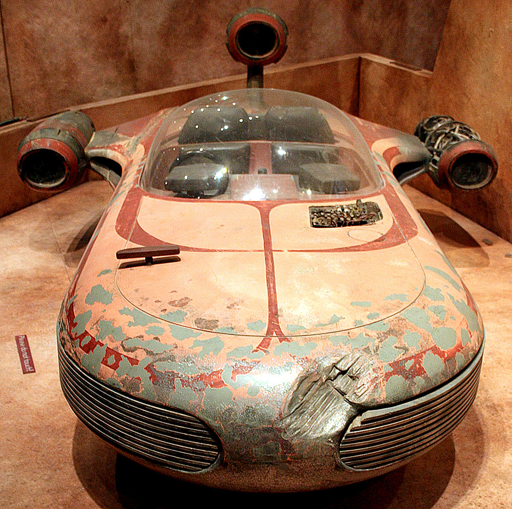 http://1.bp.blogspot.com/-B74i-1iRj6Y/TwqpgdrNADI/AAAAAAAAGww/hiuQ3C-geO0/s1600/Landspeeder+SFX.jpg