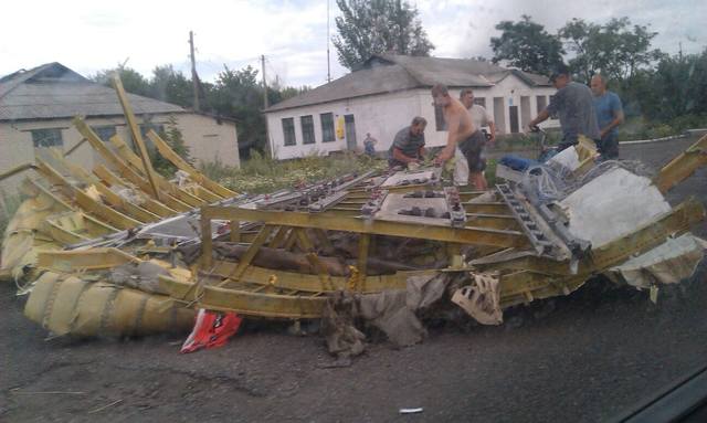 http://images.vfl.ru/ii/1528312102/1fd027e0/22024794_m.jpg