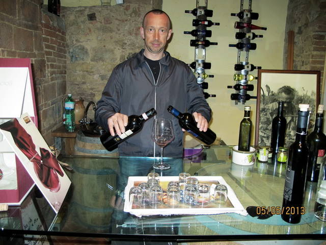 http://images.vfl.ru/ii/1557843628/c724e5f0/26532400_m.jpg