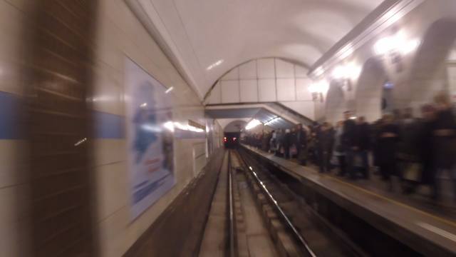 http://images.vfl.ru/ii/1510252452/b757dee7/19352703_m.jpg