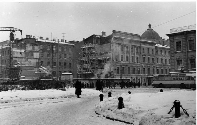 http://images.vfl.ru/ii/1563533759/6e8721ac/27260579_m.jpg