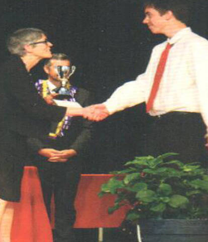 http://images.vfl.ru/ii/1518293738/41107e1d/20534615_m.jpg
