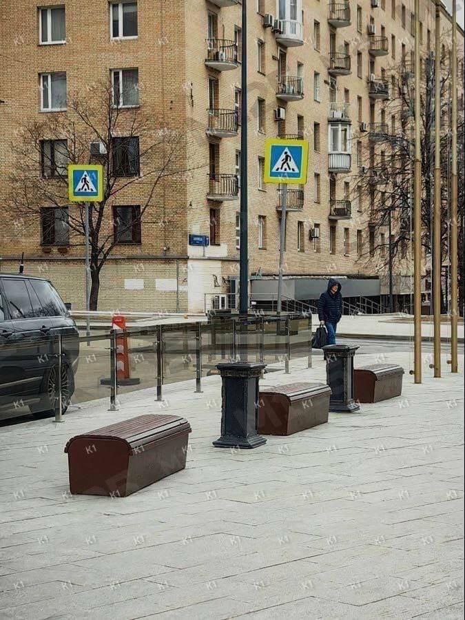 https://i.imgur.com/H827TAp.jpeg