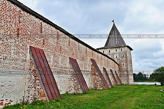 https://prv0.lori-images.net/svitochnaya-bashnya-i-stena-s-kontrforsami-kirillo-0005202700-preview.jpg
