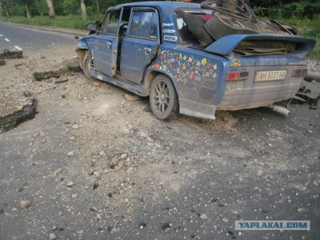 http://s00.yaplakal.com/pics/pics_preview/2/3/8/3682832.jpg