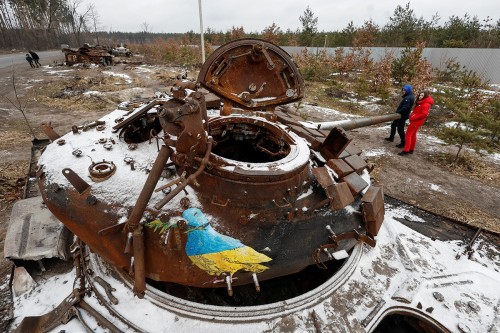 https://b.radikal.host/2023/01/31/06_ukraina_voi_na_graffiti_tvboy_2901202334691457303d7804.md.jpg