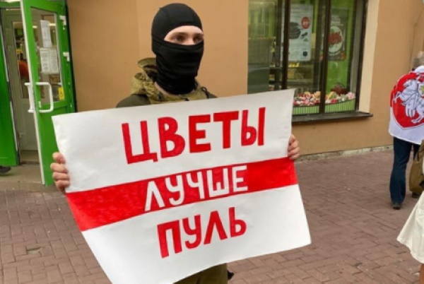 http://images.vfl.ru/ii/1597619202/e943fe04/31362970_m.jpg