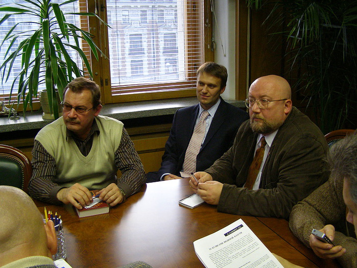http://images.vfl.ru/ii/1570934314/da3d55d4/28172291.jpg