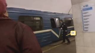 http://images.vfl.ru/ii/1503330439/6c30438d/18323418_m.jpg