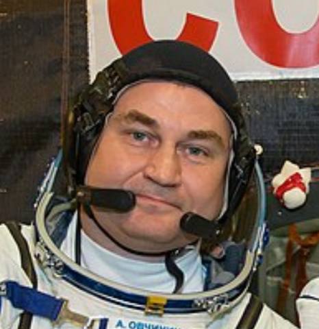 http://images.vfl.ru/ii/1539404534/bc41b830/23770101_m.jpg